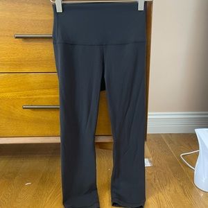 Lululemon black high rise cropped align 23” length